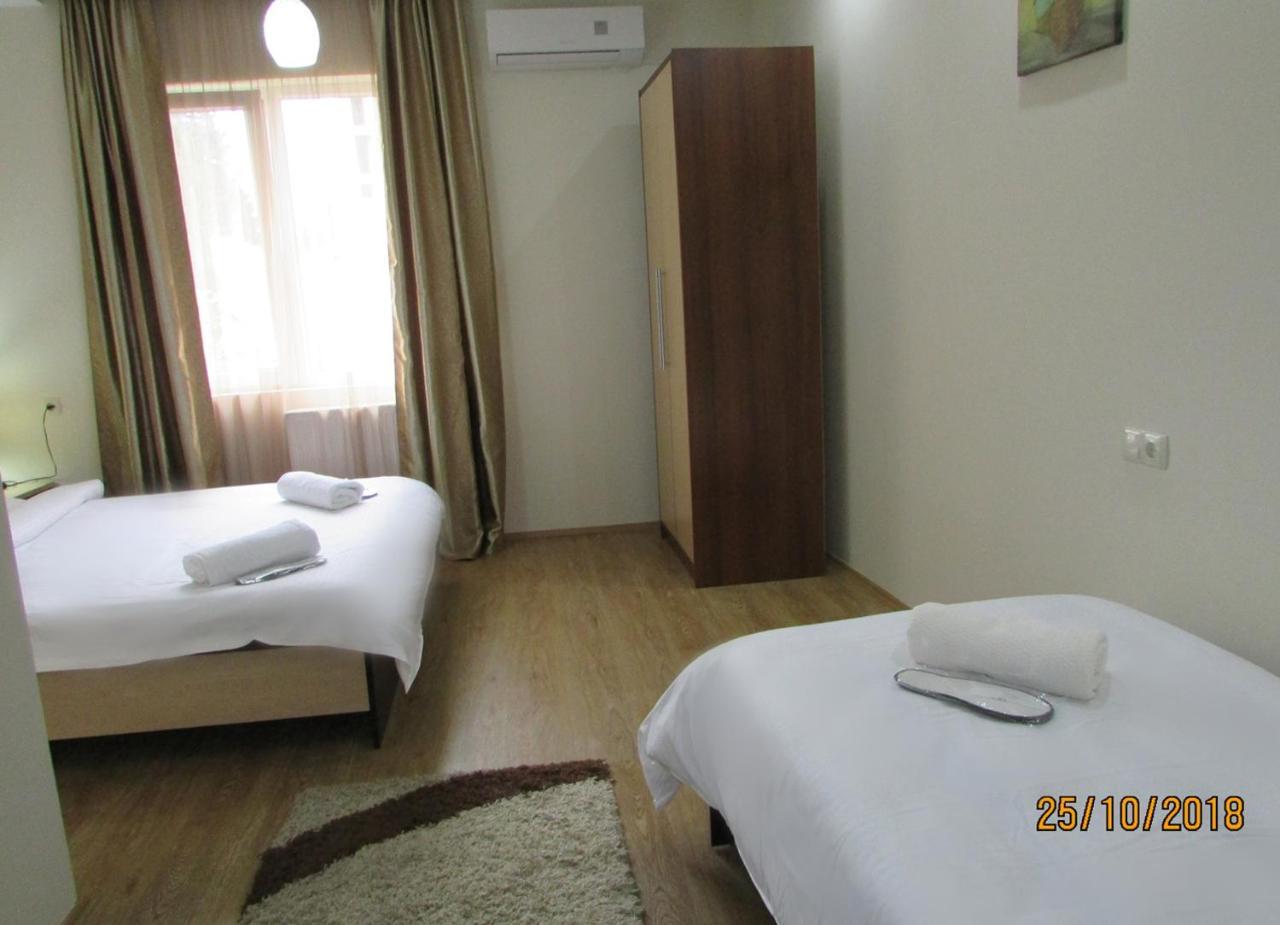 Hotel Monaco Tbilisi Exteriör bild