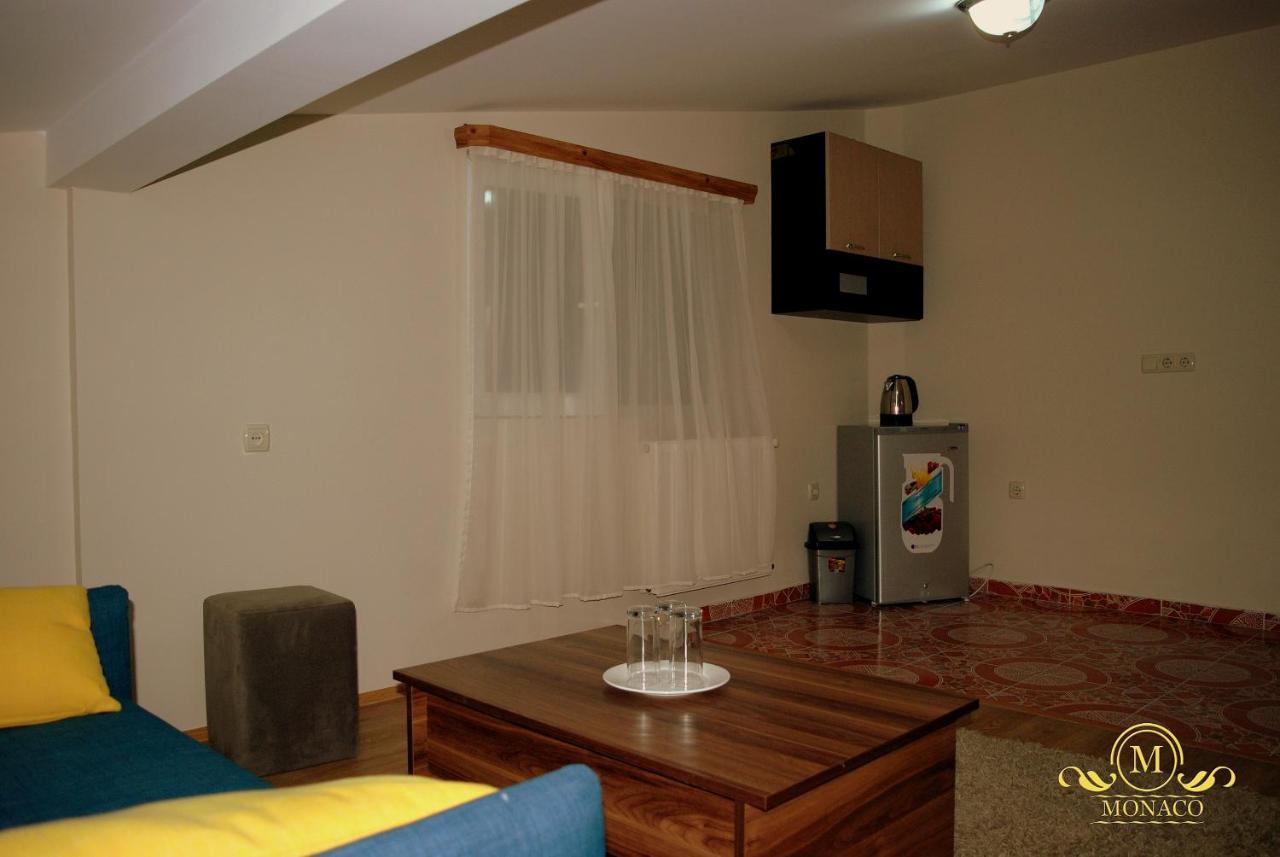 Hotel Monaco Tbilisi Exteriör bild